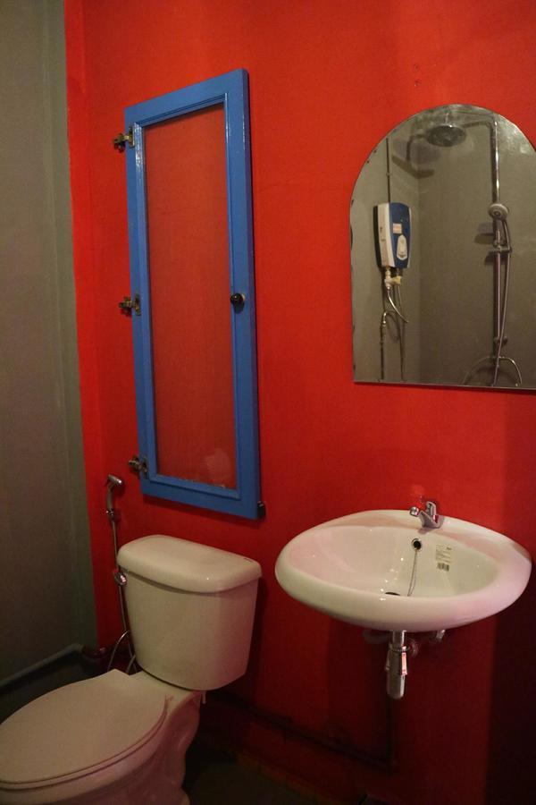 Super Hostel Nonthaburi Exterior photo